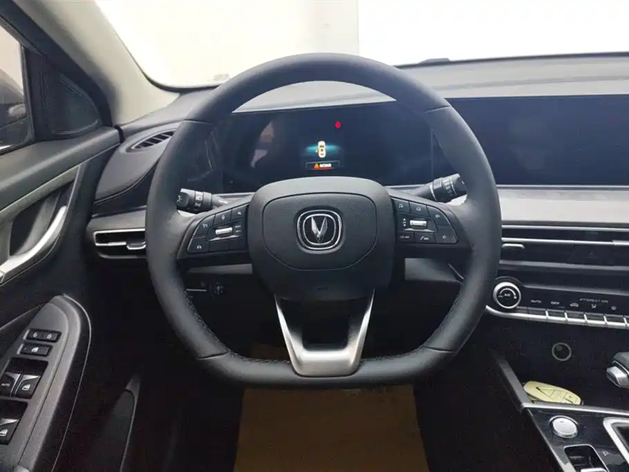 Changan YiDong 2021 PLUS 1.6L GDI CVT Luxury Edition 2021 - thumbnail 14