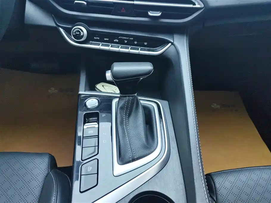 Changan YiDong 2021 PLUS 1.6L GDI CVT Luxury Edition 2021 - thumbnail 15