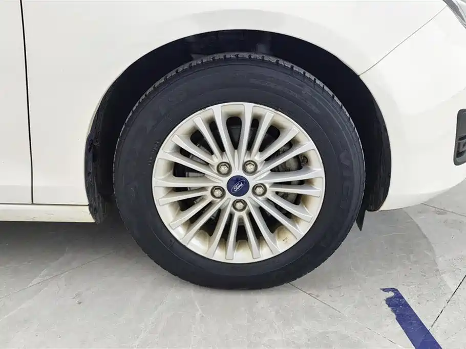 Ford Ford Focus 2017 Model Year Facelift 1.5L Manual Comfort Edition 2018 - thumbnail 6