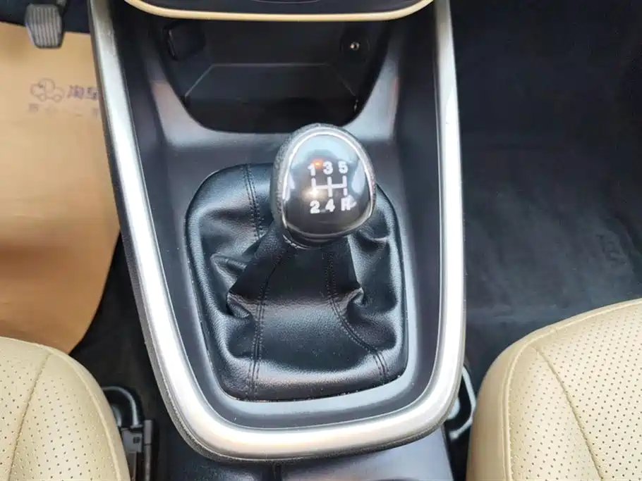 Ford Ford Focus 2017 Model Year Facelift 1.5L Manual Comfort Edition 2018 - thumbnail 16