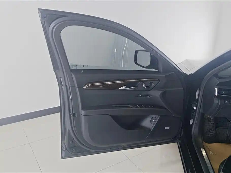 Cadillac Cadillac CT6 2021 28T Luxury 2021 - thumbnail 6