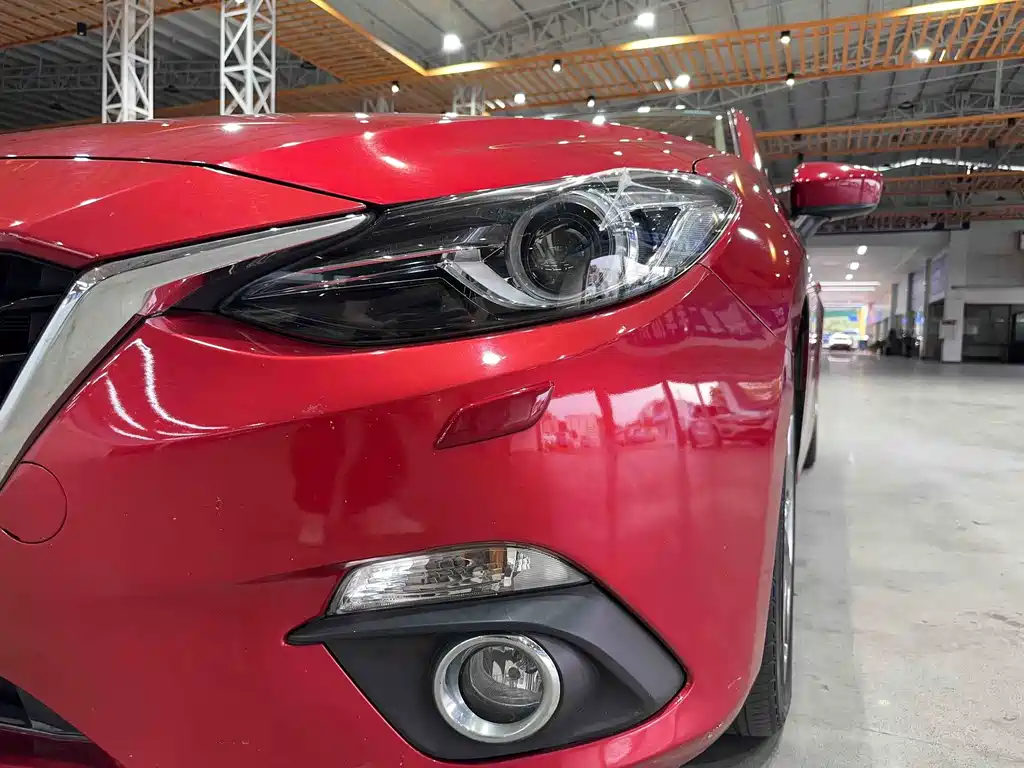 Mazda Mazda 3 Axela 2014 Hatchback 2.0L Automatic Flagship 2014 - thumbnail 10