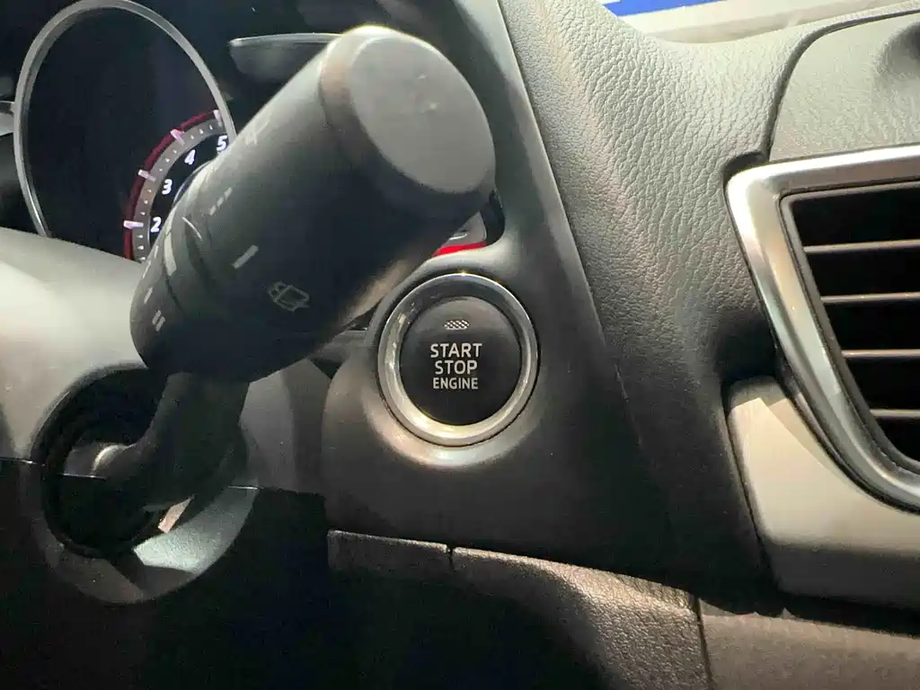Mazda Mazda 3 Axela 2014 Hatchback 2.0L Automatic Flagship 2014 - thumbnail 16