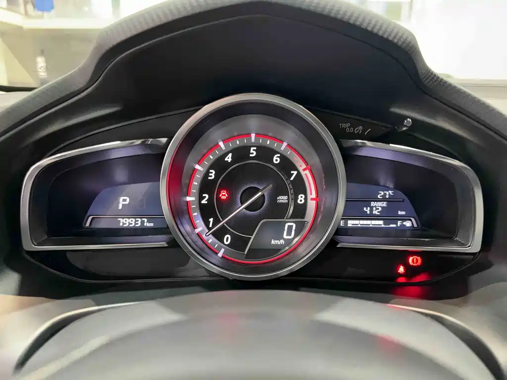 Mazda Mazda 3 Axela 2014 Hatchback 2.0L Automatic Flagship 2014 - thumbnail 19