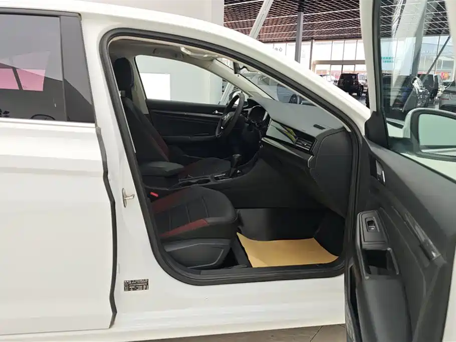Volkswagen Bora 2021 200TSI DSG Elite Intelligent Connectivity Edition 2021 - thumbnail 8