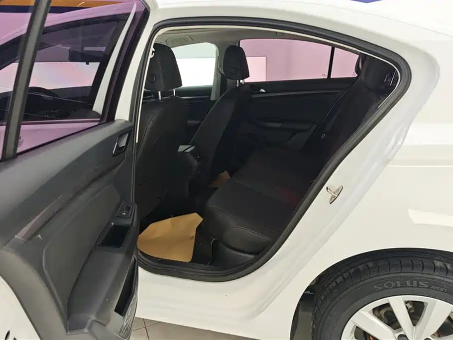 Volkswagen Bora 2021 200TSI DSG Elite Intelligent Connectivity Edition 2021 - thumbnail 11