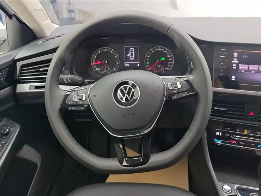 Volkswagen Bora 2021 200TSI DSG Elite Intelligent Connectivity Edition 2021 - thumbnail 15