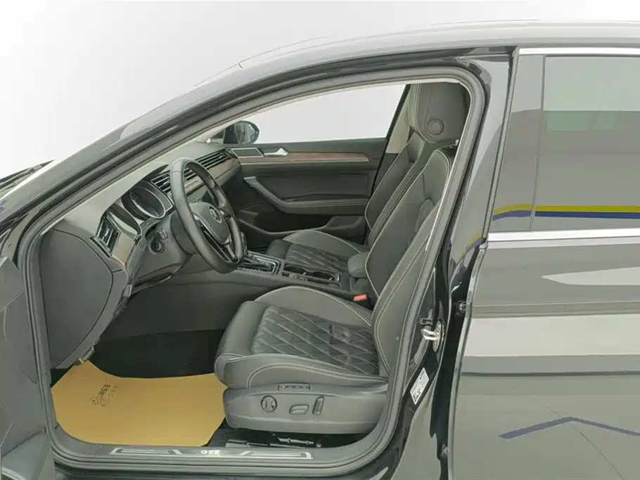 Volkswagen Volkswagen Magotan GTE Plug-in Hybrid 2020 GTE Premium Model 2021 - thumbnail 8