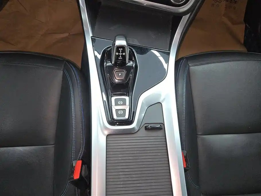 Lynk & Co Lynk & Co 01 2017 2.0T FWD Pro Edition 2018 - thumbnail 15