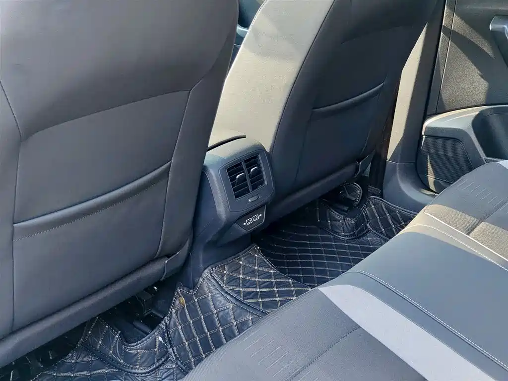 Volkswagen T-Roc 2022 280TSI DSG 2WD Elite Plus 2022 - thumbnail 9