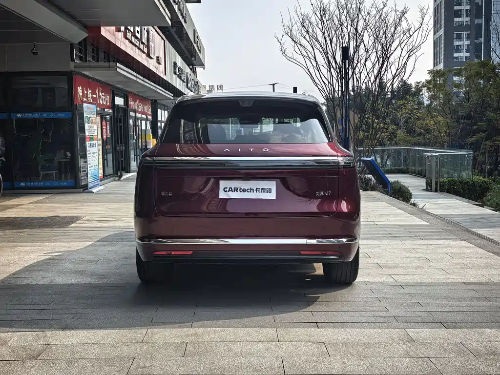 AITO Aito M7 2026 Extended Range Max AWD 5-Seat 2025 - thumbnail 5