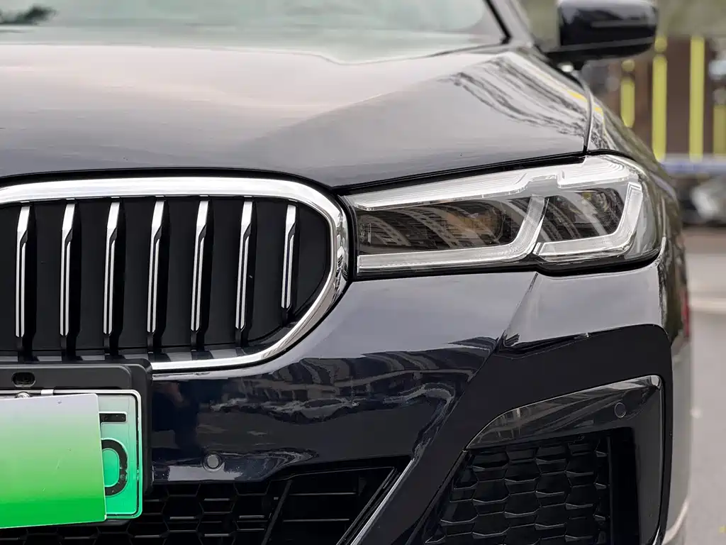 BMW BMW 5 Series Hybrid 2021 Model 535Le M Sport Package 2021 - thumbnail 18