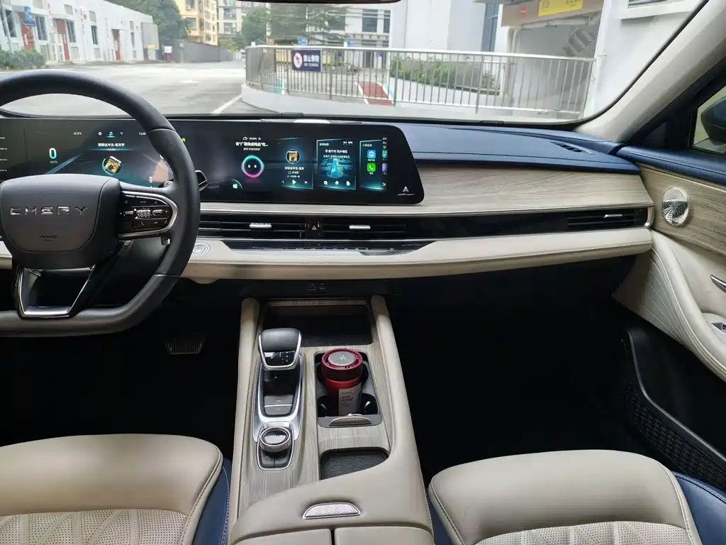 Chery Arrizo 8 2022 1.6T DCT Elegant 2022 - thumbnail 11