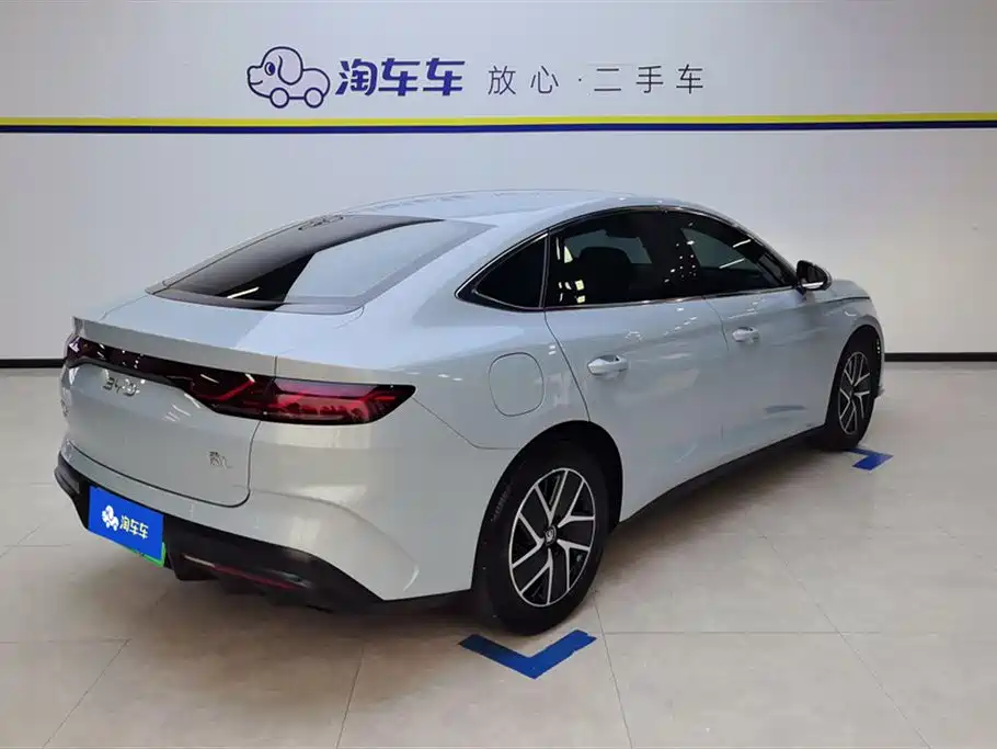 BYD BYD Qin L 2024 DM-i 80KM Premium Model 2024 - thumbnail 3