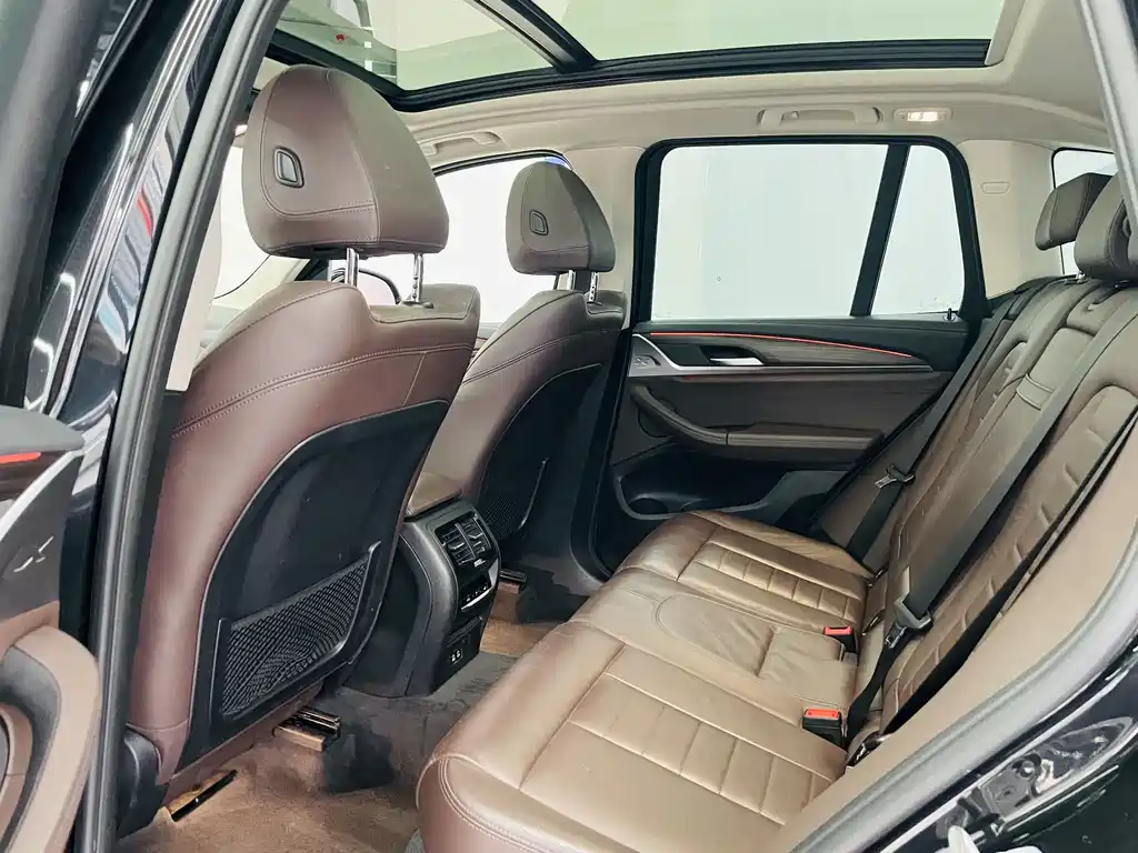 BMW BMW X3 2021 xDrive28i Luxury Package 2020 - thumbnail 10