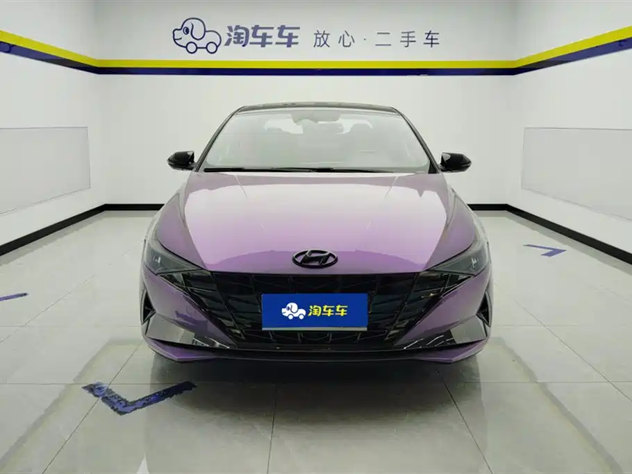 Hyundai Elantra 2022 240T GDi DCT LUX Premium Edition 2022