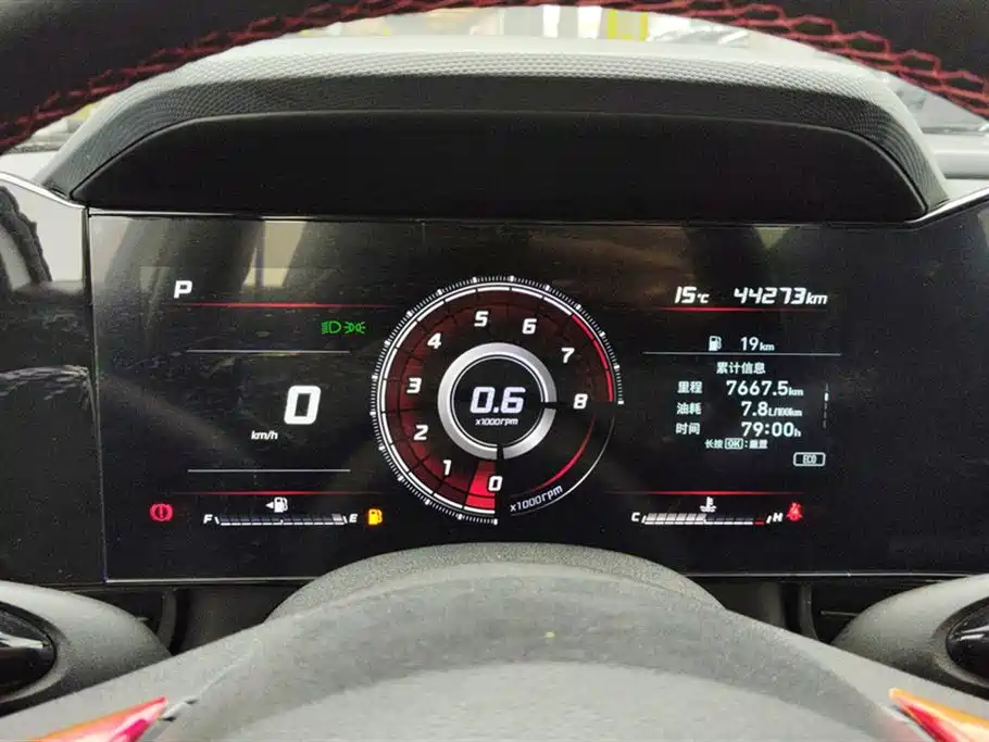 Hyundai Elantra 2022 240T GDi DCT LUX Premium Edition 2022 - thumbnail 12