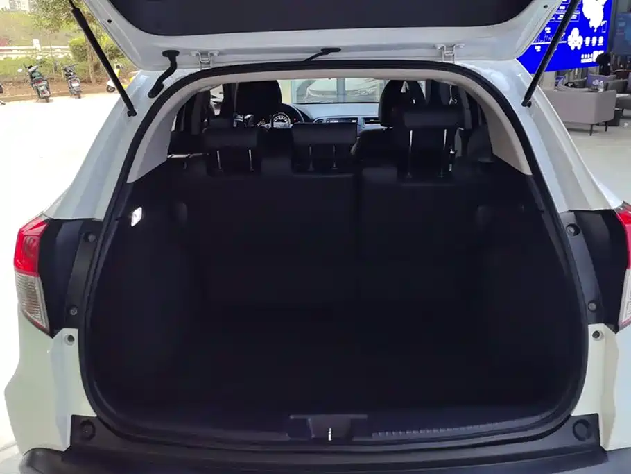 Honda Honda Vezel 2020 1.5L CVT Advance Edition 2021 - thumbnail 4