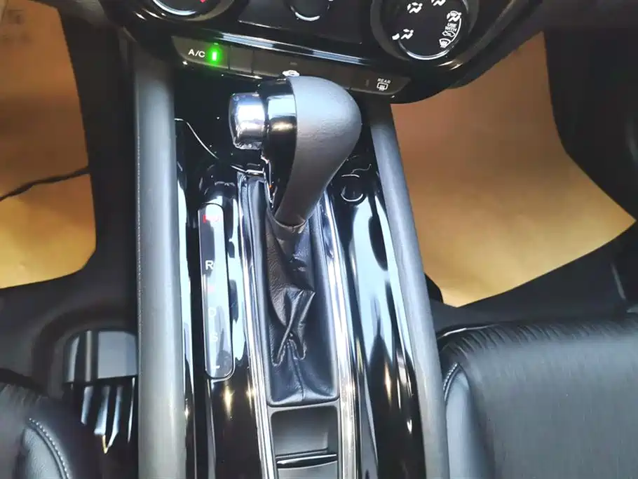 Honda Honda Vezel 2020 1.5L CVT Advance Edition 2021 - thumbnail 16