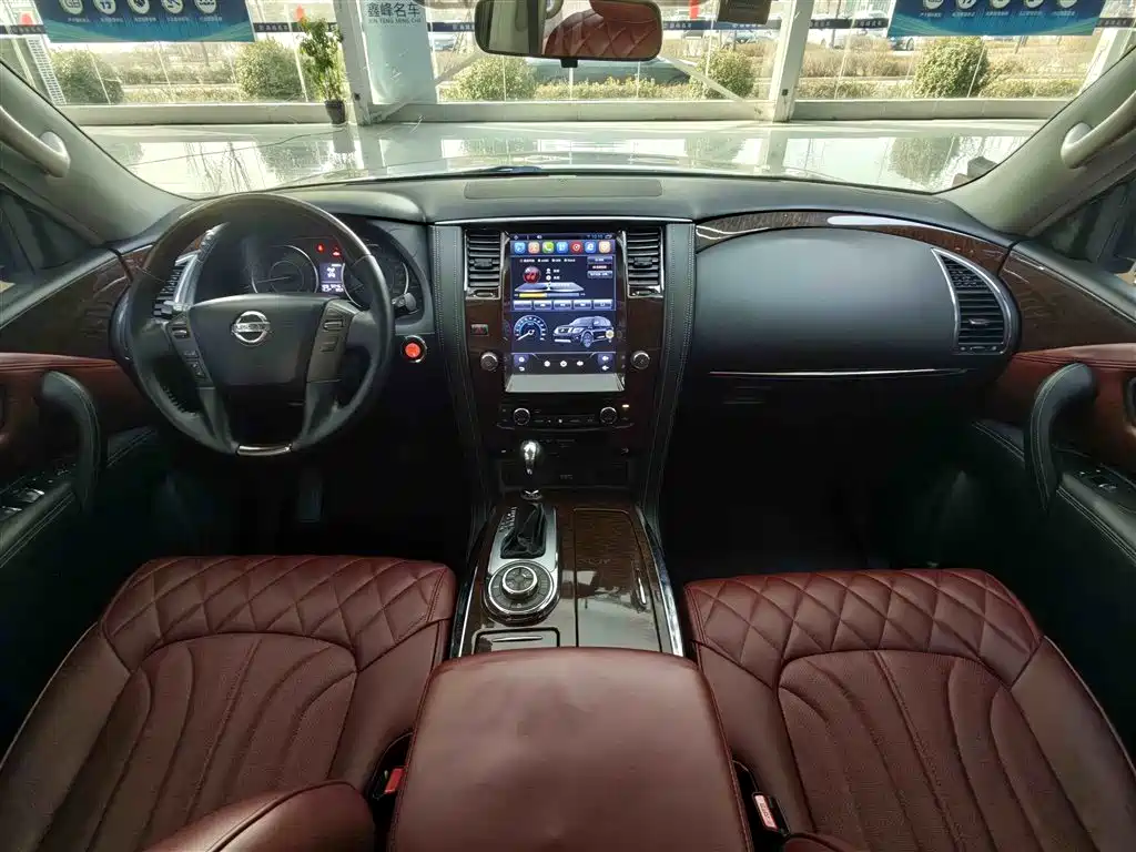 Nissan Nissan Patrol 2018 4.0L Premium 2018 - thumbnail 6