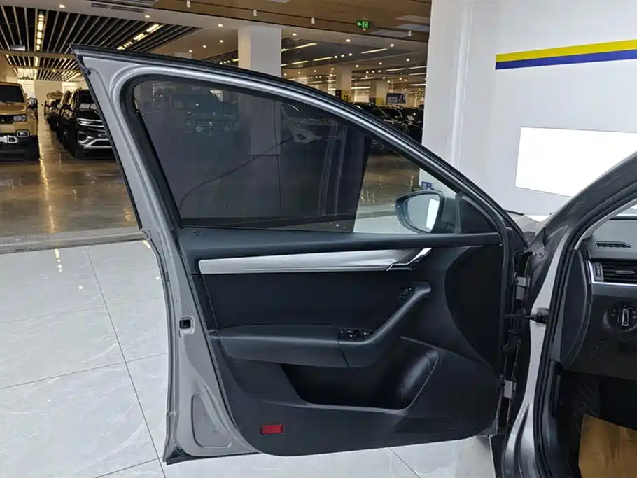 Skoda Škoda Octavia 2019 1.5L Automatic Luxury Edition Euro VI 2021 - thumbnail 7