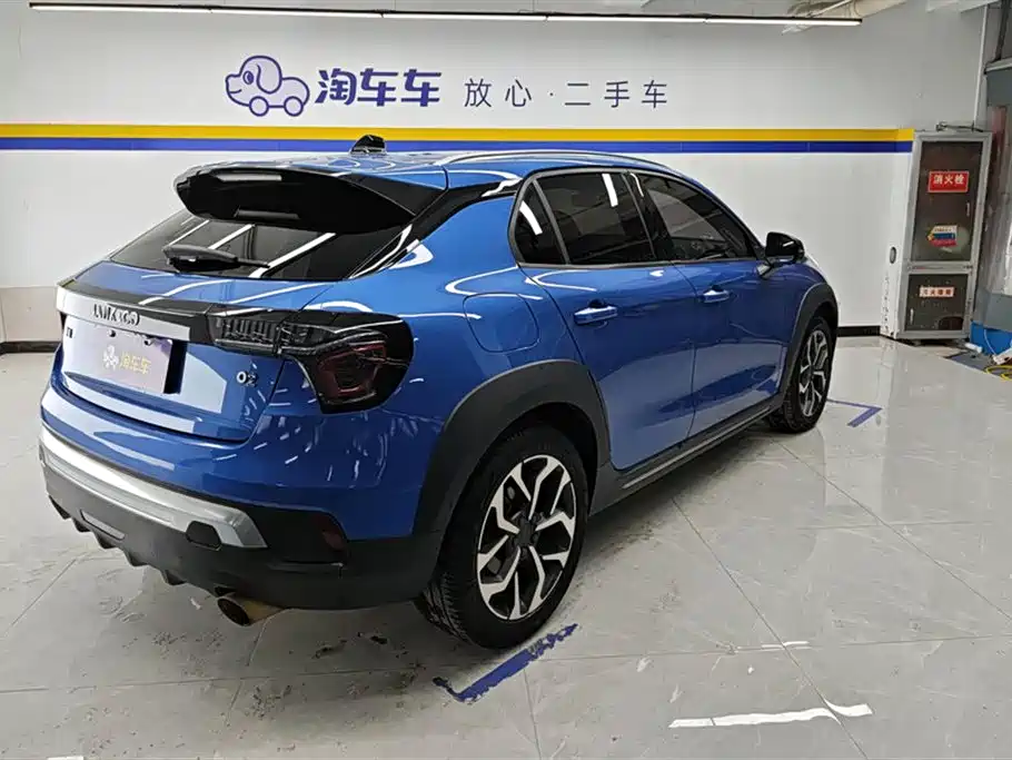 Lynk & Co Lynk & Co 02 2018 1.5T DCT FWD Pro Edition China V 2019 - thumbnail 3