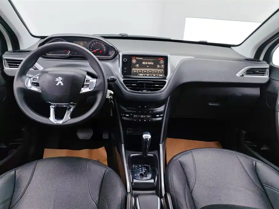 Peugeot Peugeot 2008 2014 1.6L Automatic Fashion Edition 2015 - thumbnail 11