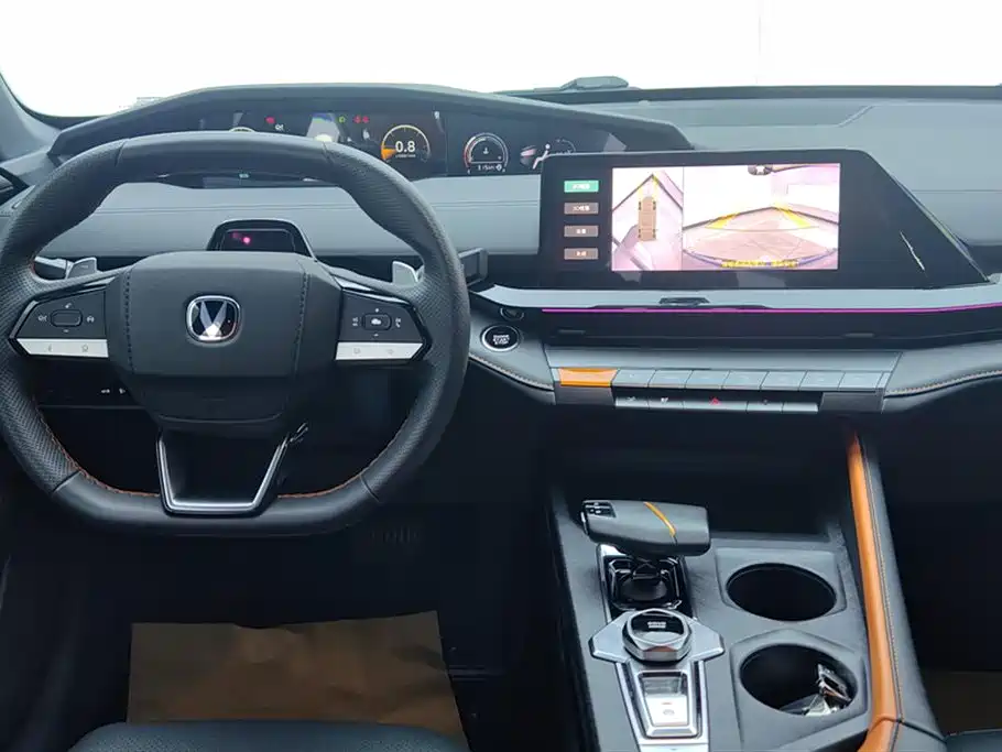 Changan Changan UNI-V 2022 1.5T Premium Edition 2022 - thumbnail 12