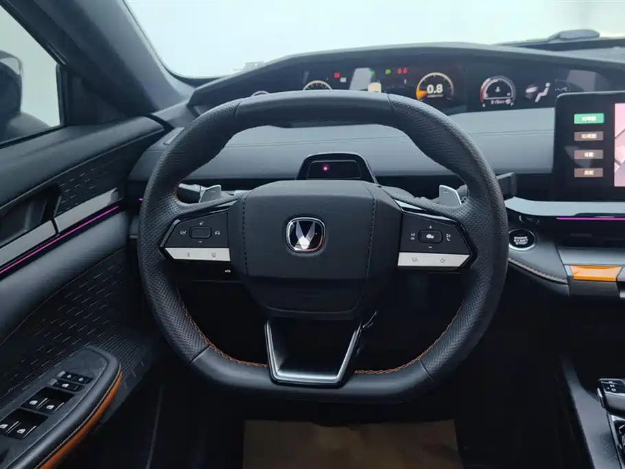 Changan Changan UNI-V 2022 1.5T Premium Edition 2022 - thumbnail 15