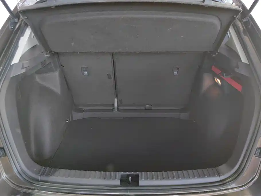 Volkswagen Tharu 2019 280TSI 2WD Luxury Edition China V 2019 - thumbnail 4
