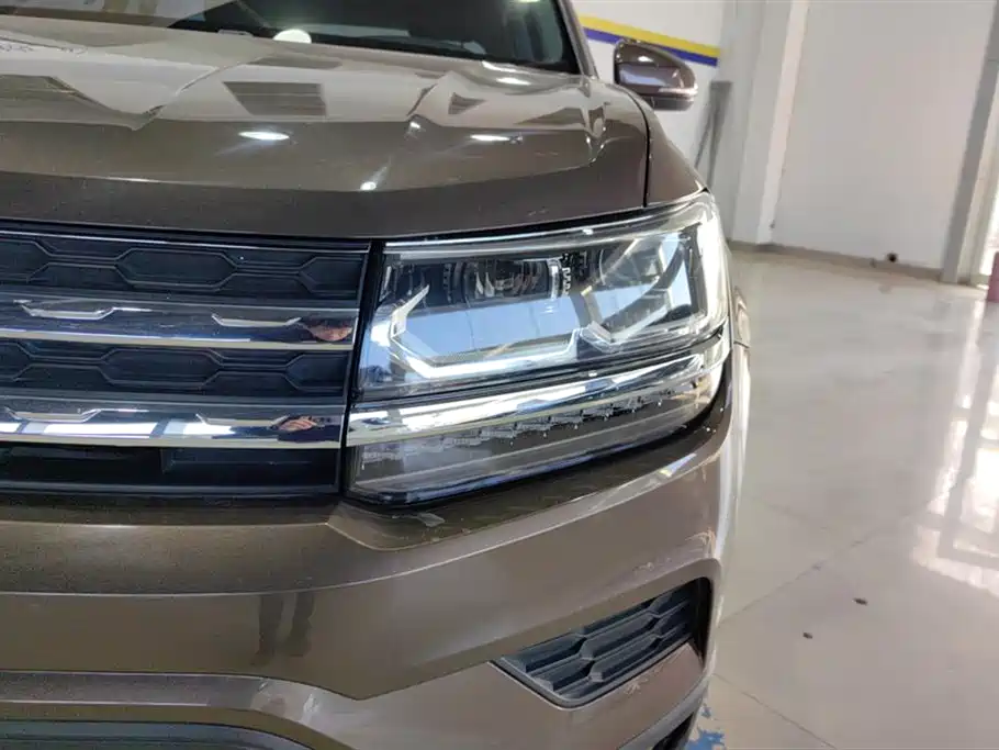 Volkswagen Tharu 2019 280TSI 2WD Luxury Edition China V 2019 - thumbnail 5