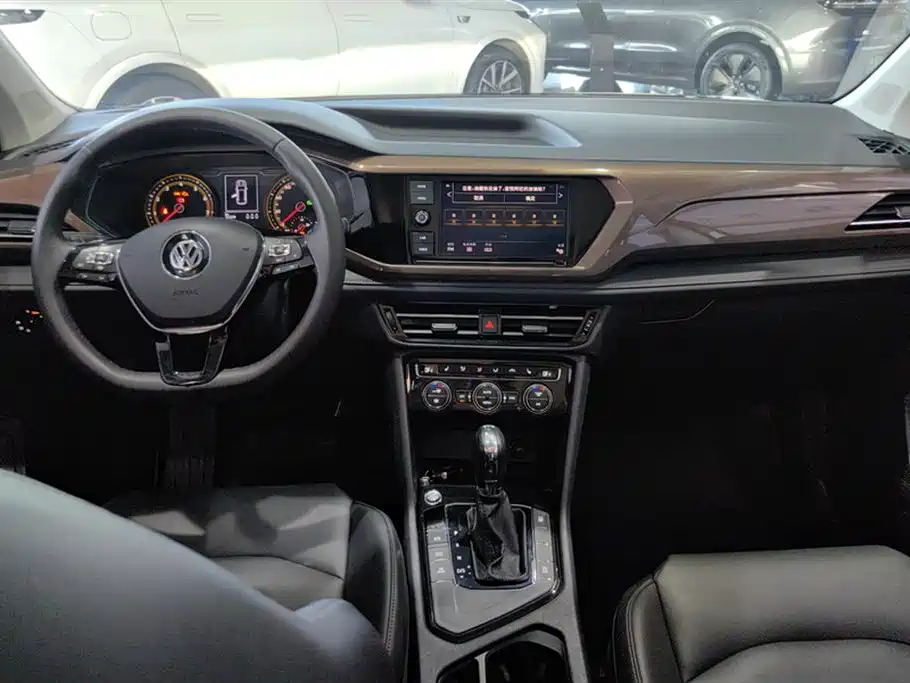 Volkswagen Tharu 2019 280TSI 2WD Luxury Edition China V 2019 - thumbnail 12