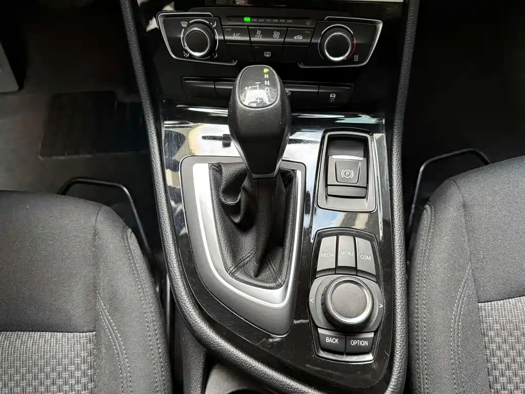 BMW BMW 2 Series Touring 2018 218i Fashion Edition 2018 - thumbnail 15