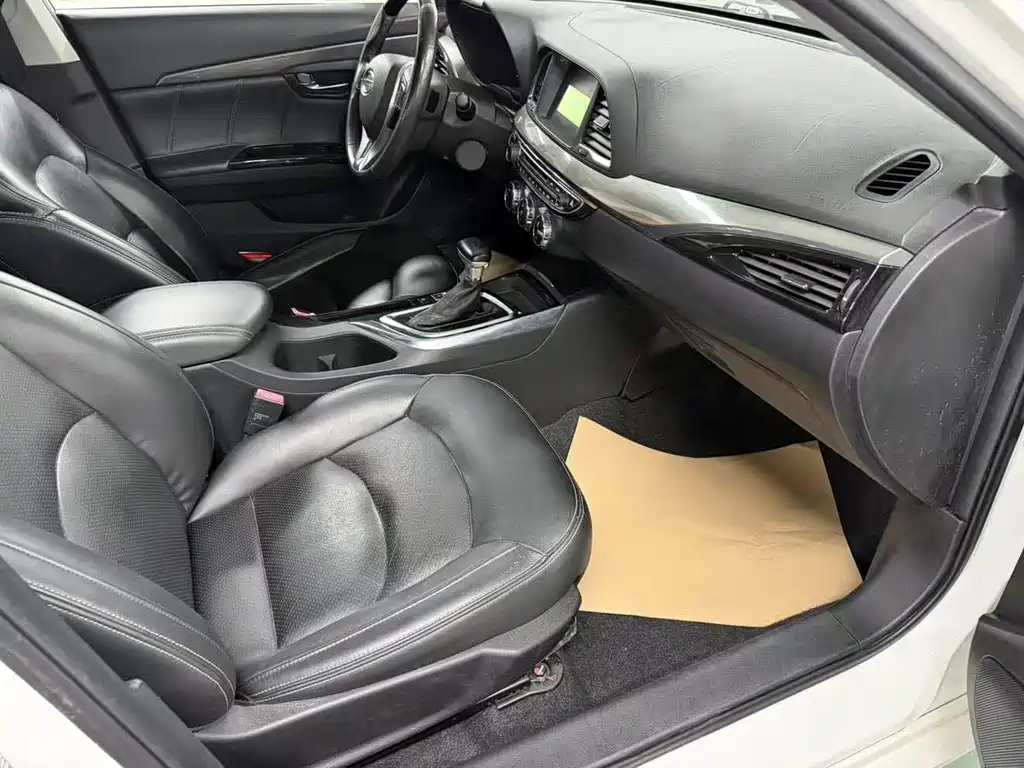 GAC Trumpchi GAC GA6 2016 235T DCT Comfort Edition 2018 - thumbnail 5