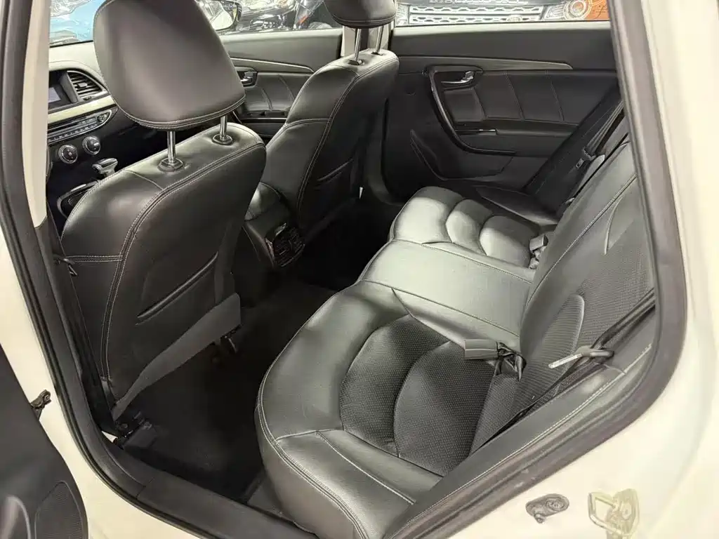GAC Trumpchi GAC GA6 2016 235T DCT Comfort Edition 2018 - thumbnail 7