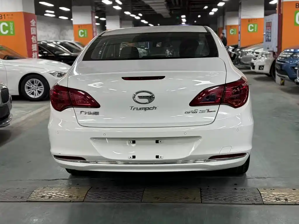 GAC Trumpchi GAC GA6 2016 235T DCT Comfort Edition 2018 - thumbnail 9