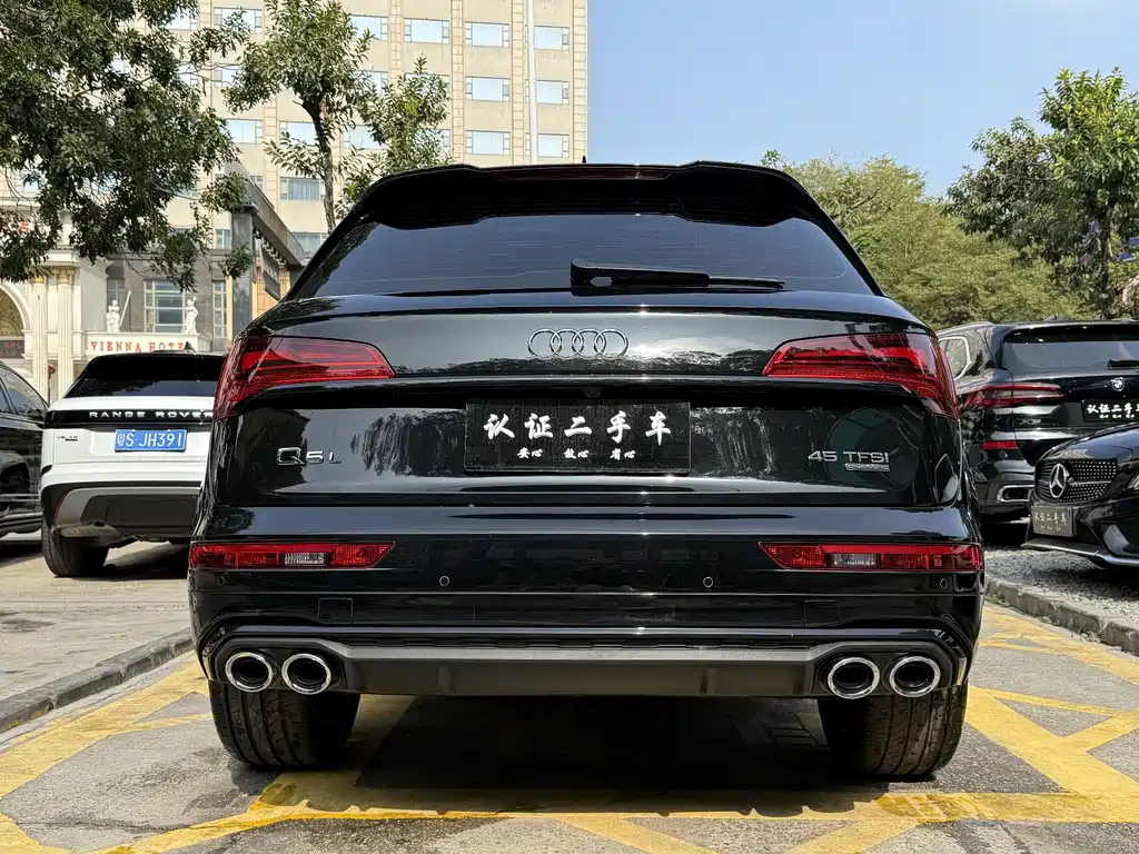 Audi Audi Q5L 2023 45T Luxury Dynamic Model 2022 - thumbnail 4