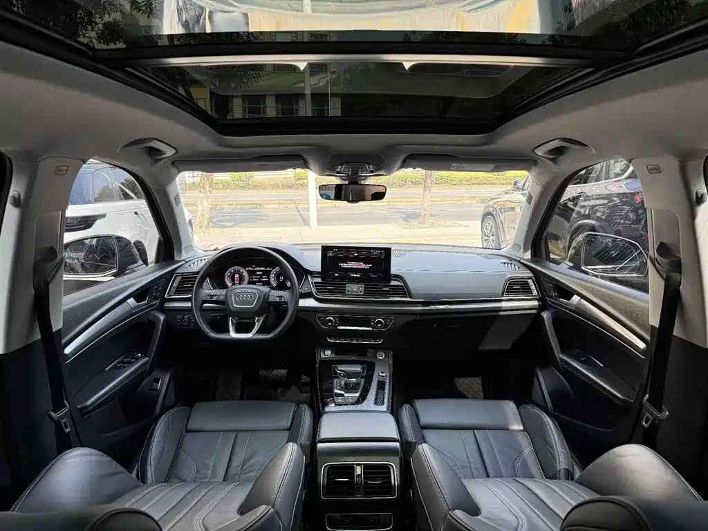 Audi Audi Q5L 2023 45T Luxury Dynamic Model 2022 - thumbnail 8