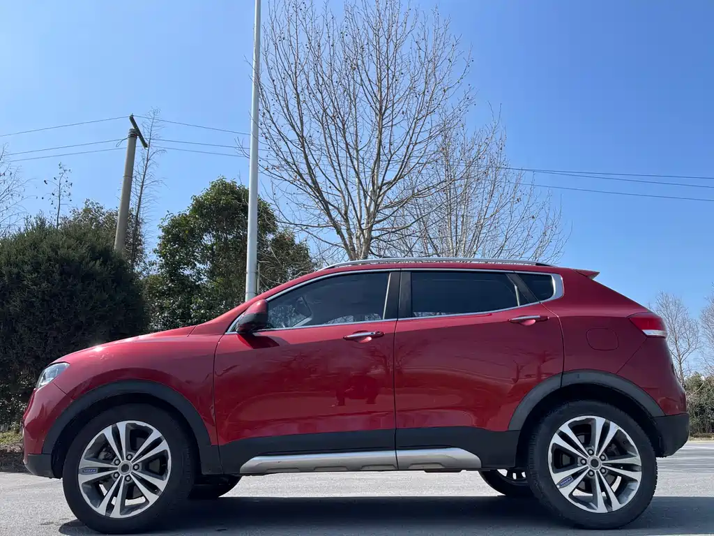 Haval Haval H2s 2017 Blue Badge 1.5T DCT Luxury Edition 2017 - thumbnail 4
