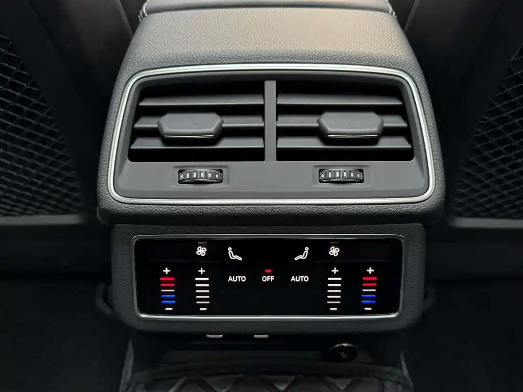 Audi Audi A6L 2024 45 TFSI Premium Dynamic Edition 2024 - thumbnail 17