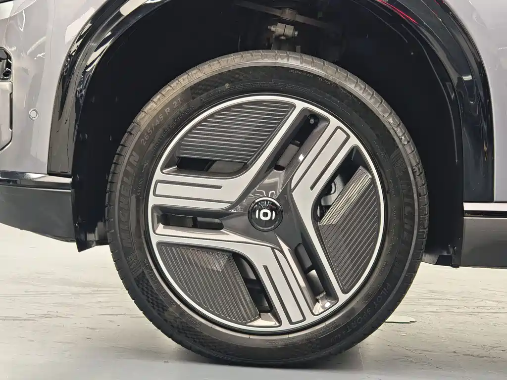 Changan Qiyuan Changan Qiyuan E07 2025 Electric AWD 90kWh Ultra High-Performance Edition 2026 - thumbnail 28