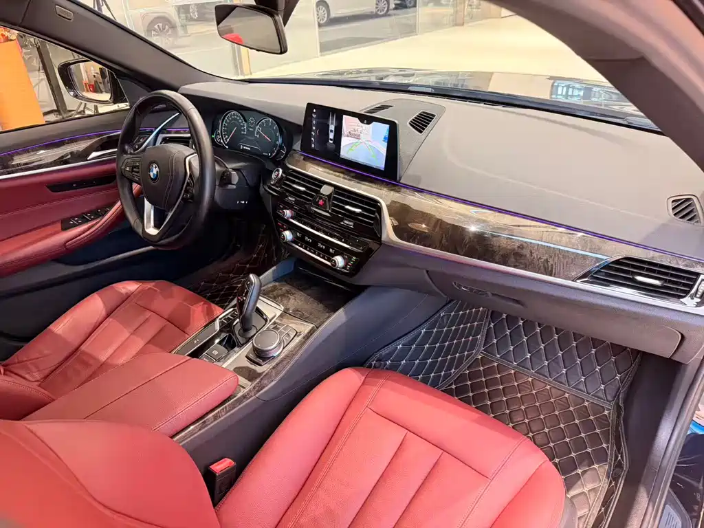 BMW BMW 5 Series 2018 530Li Leading Model Luxury Package 2018 - thumbnail 4