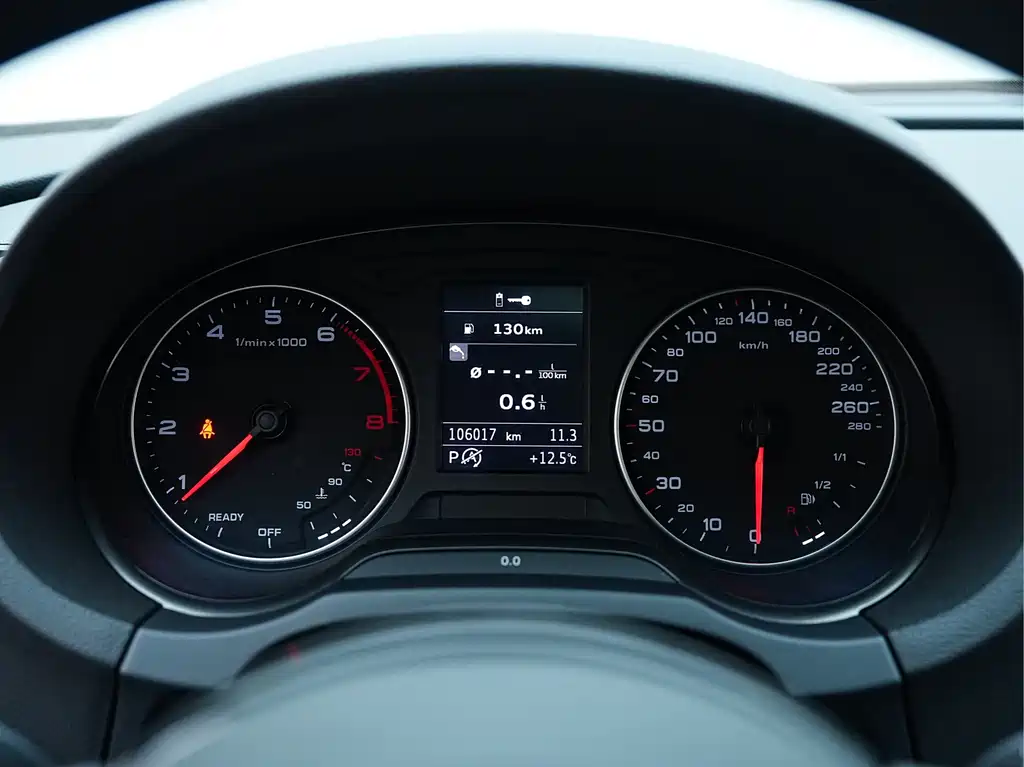 Audi Audi A3 2015 Sportback 35 TFSI Million Anniversary Intelligent Edition 2016 - thumbnail 10