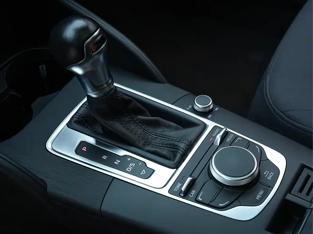 Audi Audi A3 2015 Sportback 35 TFSI Million Anniversary Intelligent Edition 2016 - thumbnail 16
