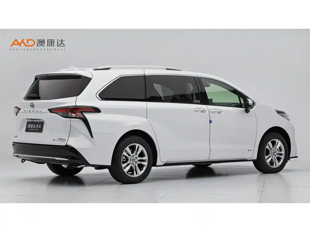 Toyota Sienna 2.5 Hybrid AWD Premium Edition 2024 - thumbnail 3
