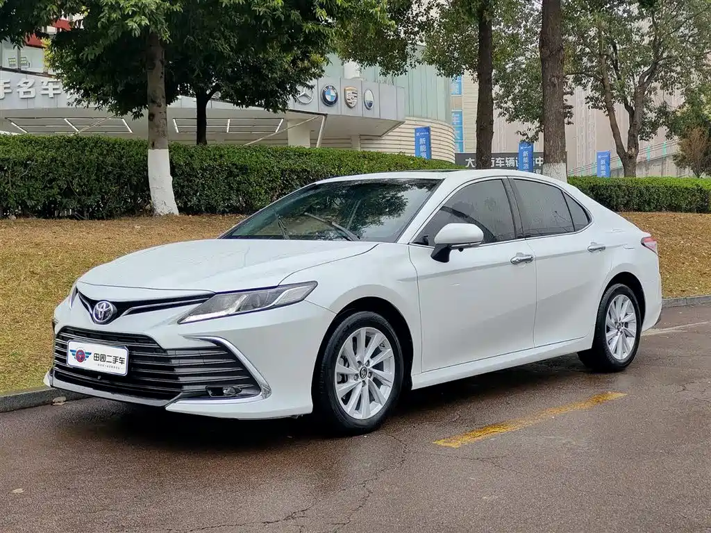 Toyota Toyota Camry 2023 2.0GVP Leading Edition 2023