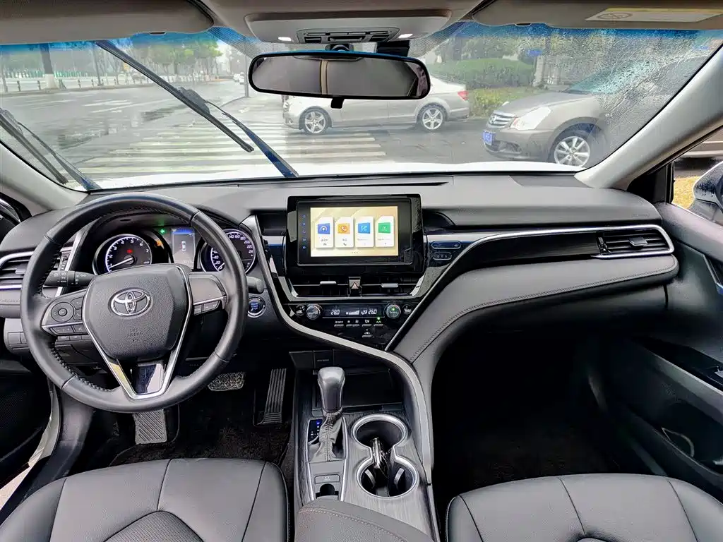 Toyota Toyota Camry 2023 2.0GVP Leading Edition 2023 - thumbnail 6