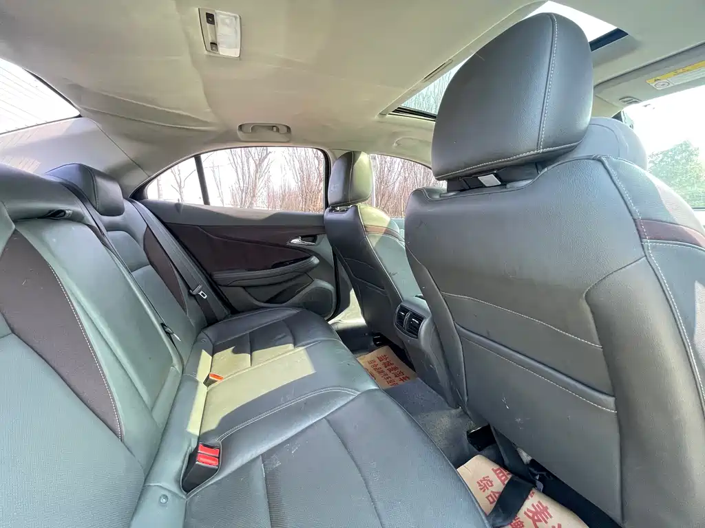 Chevrolet Malibu 2016 2.0L Automatic Luxury Edition 2016 - thumbnail 11