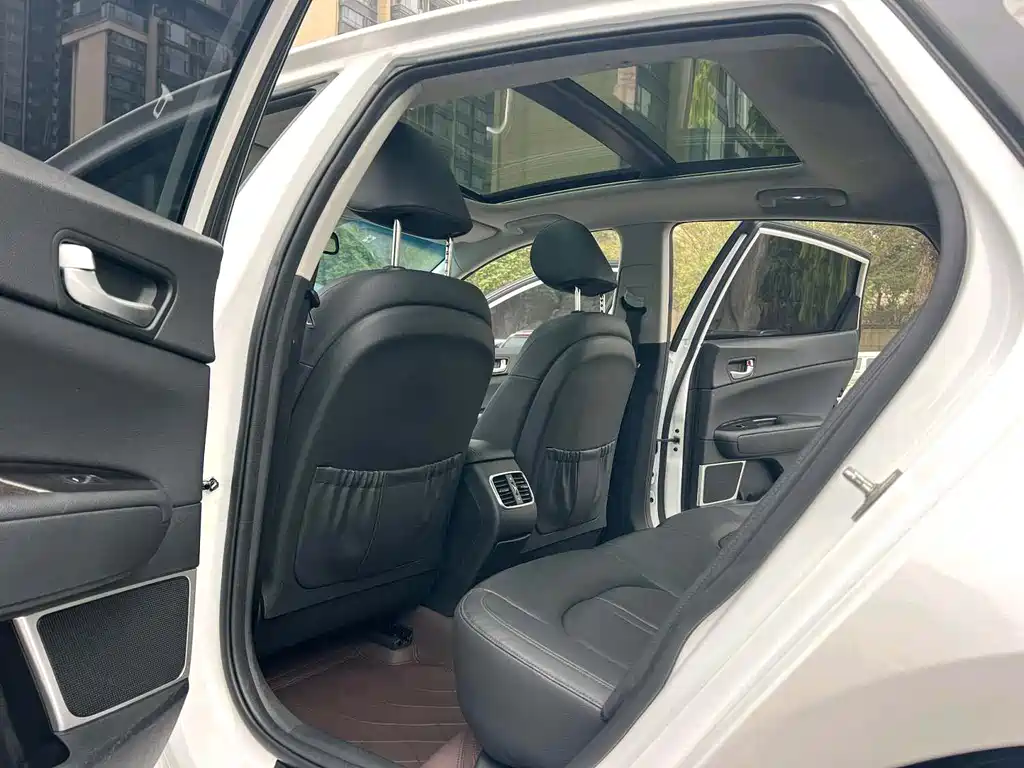Kia Kia K5 2019 Pro 2.0L Automatic Luxury Edition China VI 2020 - thumbnail 7