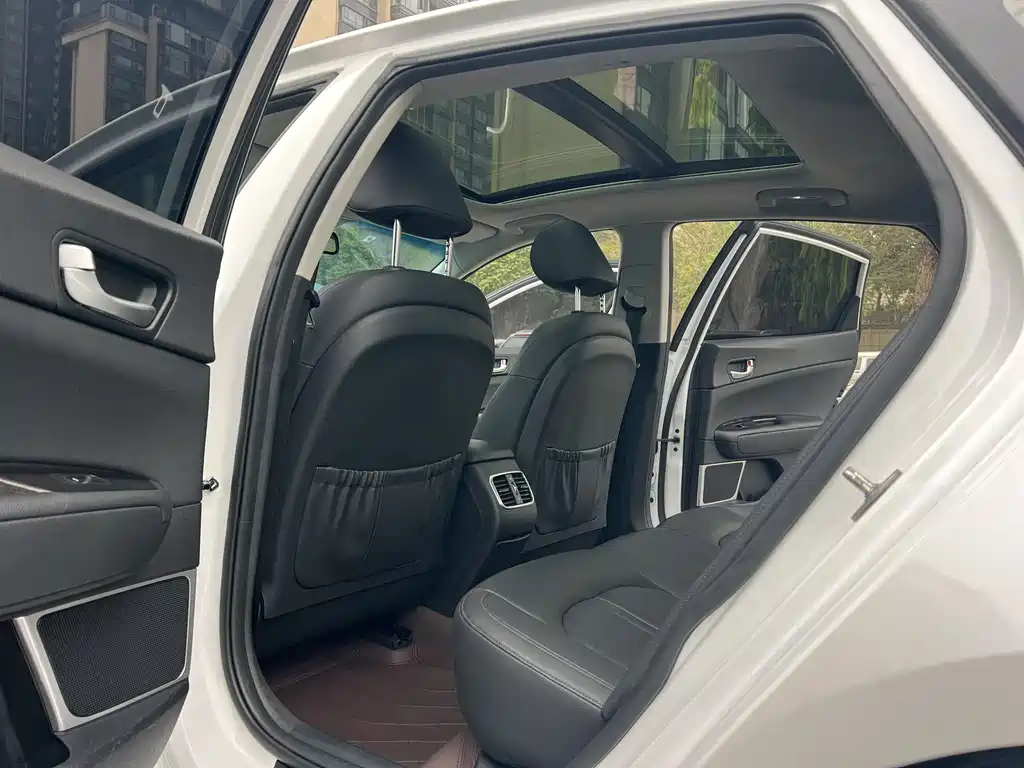 Kia Kia K5 2019 Pro 2.0L Automatic Luxury Edition China VI 2020 - thumbnail 18